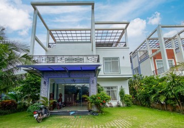 3 Bedroom Villa For Rent - Sala Kamreuk, Siem Reap thumbnail