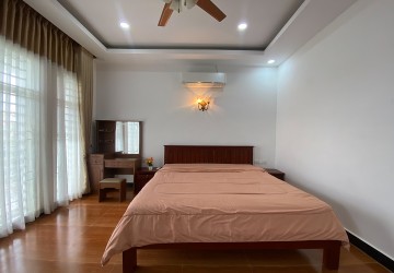 3 Bedroom Villa For Rent - Sala Kamreuk, Siem Reap thumbnail