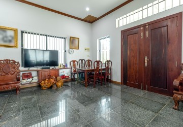 2 Bedroom House For Rent - Kouk Chak, Siem Reap thumbnail