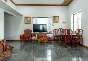 2 Bedroom House For Rent - Kouk Chak, Siem Reap thumbnail