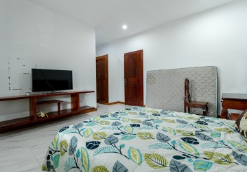 2 Bedroom House For Rent - Kouk Chak, Siem Reap thumbnail