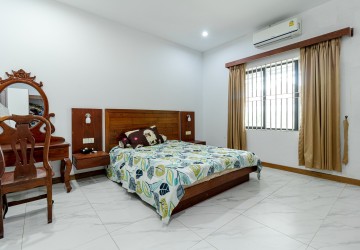 2 Bedroom House For Rent - Kouk Chak, Siem Reap thumbnail