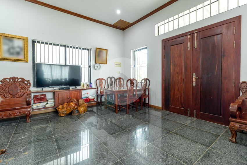 2 Bedroom House For Rent - Kouk Chak, Siem Reap