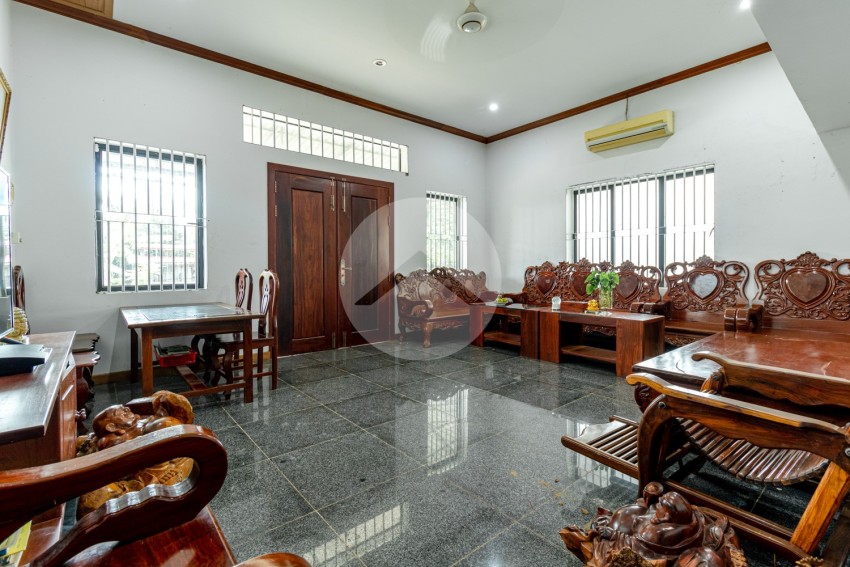 2 Bedroom House For Rent - Kouk Chak, Siem Reap