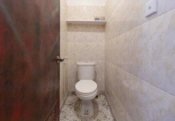 14 Bedroom Guesthouse For Rent - Slor Kram, Siem Reap thumbnail