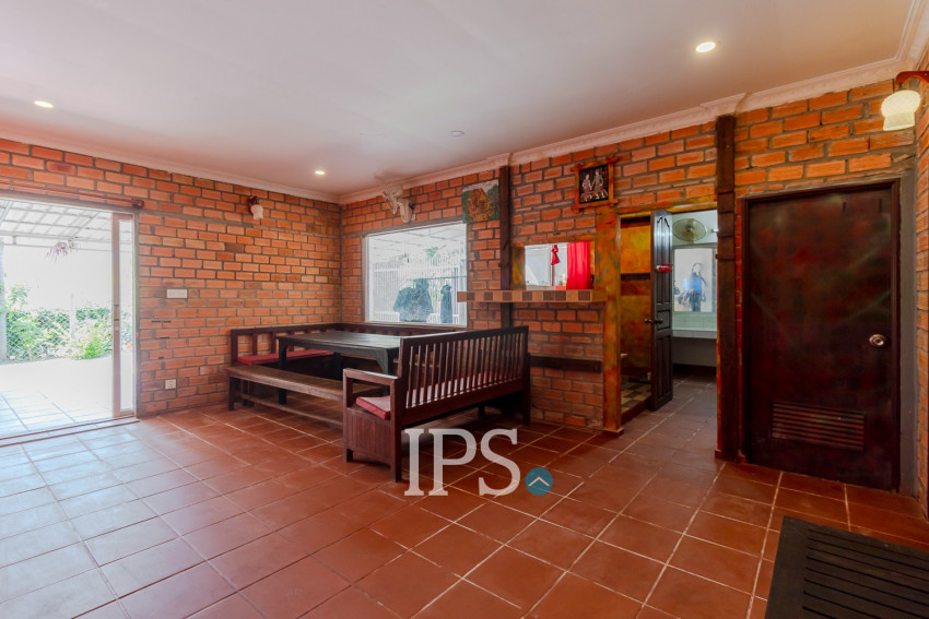 14 Bedroom Guesthouse For Rent - Slor Kram, Siem Reap