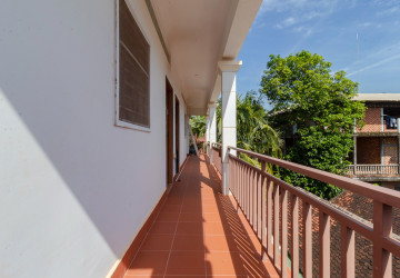 14 Bedroom Guesthouse For Rent - Slor Kram, Siem Reap thumbnail