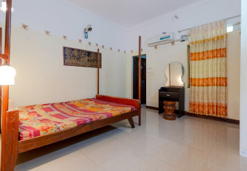 14 Bedroom Guesthouse For Rent - Slor Kram, Siem Reap thumbnail