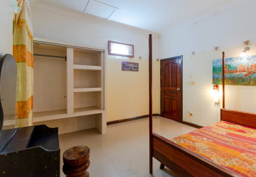 14 Bedroom Guesthouse For Rent - Slor Kram, Siem Reap thumbnail