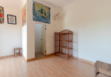 14 Bedroom Guesthouse For Rent - Slor Kram, Siem Reap thumbnail