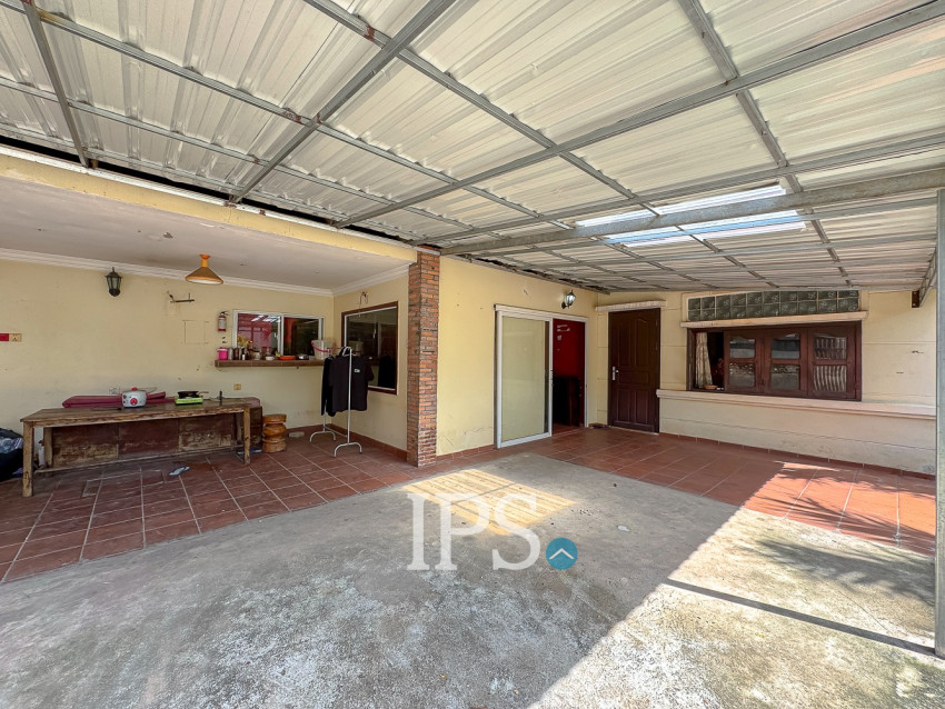 14 Bedroom Guesthouse For Rent - Slor Kram, Siem Reap