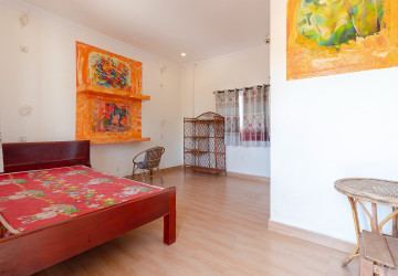 14 Bedroom Guesthouse For Rent - Slor Kram, Siem Reap thumbnail