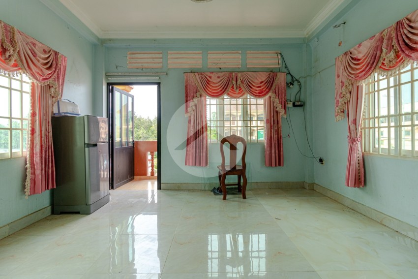 5 Bedroom Commercial Shophouse For Rent - On 7 Makara Road, Sala Kamreuk, Siem Reap