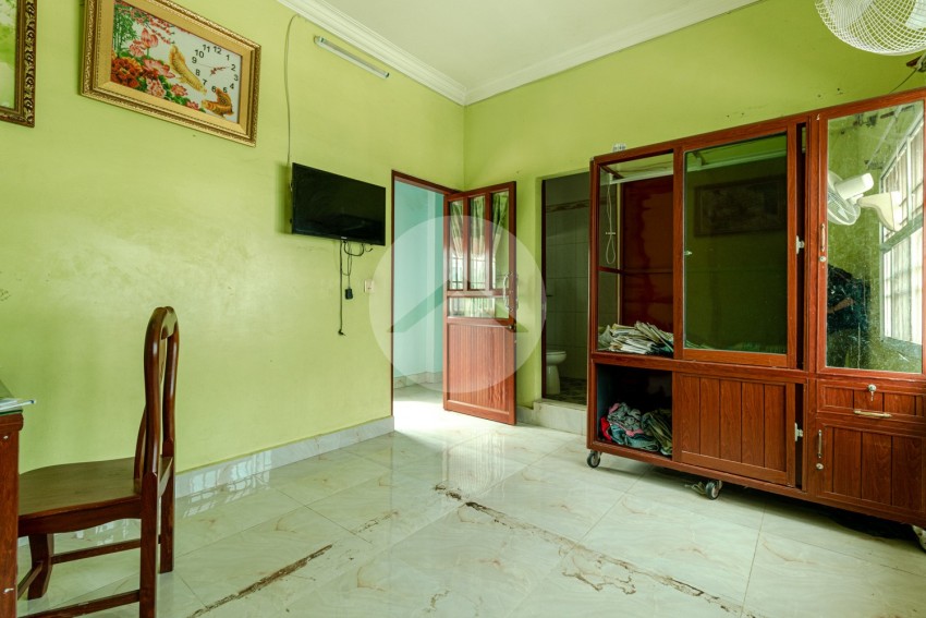 5 Bedroom Commercial Shophouse For Rent - On 7 Makara Road, Sala Kamreuk, Siem Reap