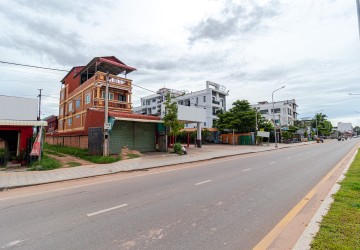 5 Bedroom Commercial Shophouse For Rent - On 7 Makara Road, Sala Kamreuk, Siem Reap thumbnail