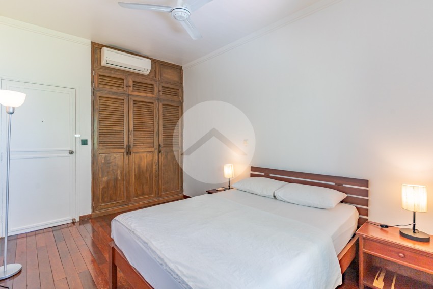 3 Bedroom Serviced Townhouse For Rent - Tonle Bassac, Phnom Penh