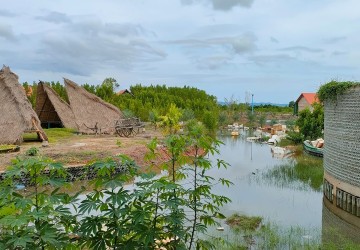 1.5 Hectare Resort For Sale - Tuek Chou, Kampot Province thumbnail