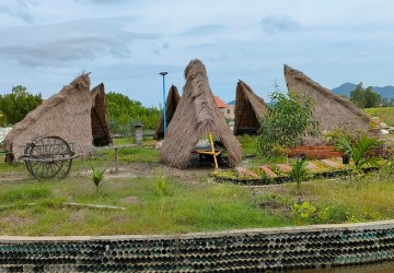 1.5 Hectare Resort For Rent - Tuek Chou, Kampot Province thumbnail