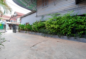 2 Bedroom Apartment For Rent - Svay Dangkum, Siem Reap thumbnail