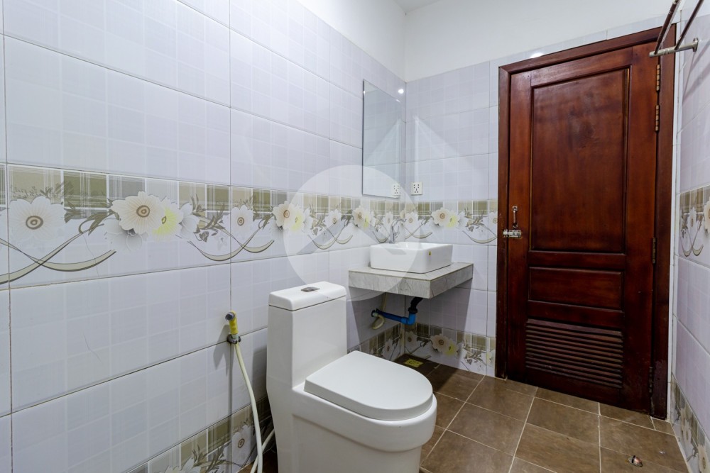 2 Bedroom Apartment For Rent - Svay Dangkum, Siem Reap - Image 12
