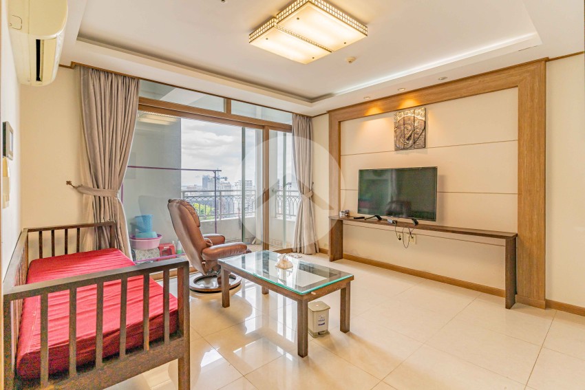 1 Bedroom Condo For Rent - De Castle Royal, BKK1, Phnom Penh