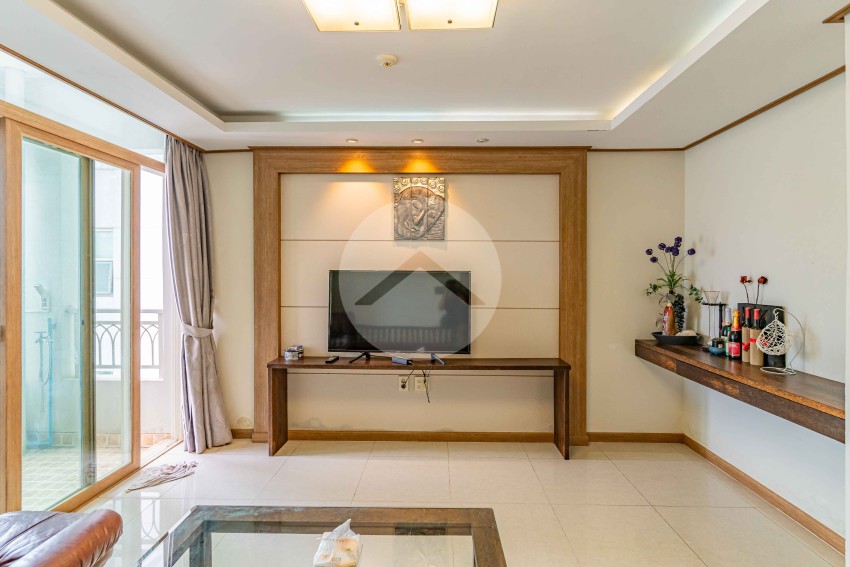 1 Bedroom Condo For Rent - De Castle Royal, BKK1, Phnom Penh