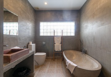 16 Bedroom Hotel For Rent - Svay Dangkum , Siem Reap thumbnail