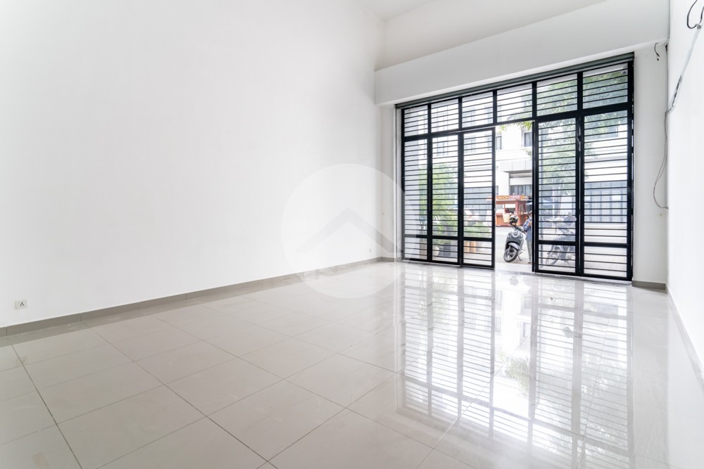 4 Bedroom Shophouse For Rent - Chip Mong 271, Chak Angrae Kraom, Phnom Penh - Image 4