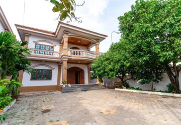 5 Bedroom Villa For Rent - Svay Dangkum, Siem Reap thumbnail