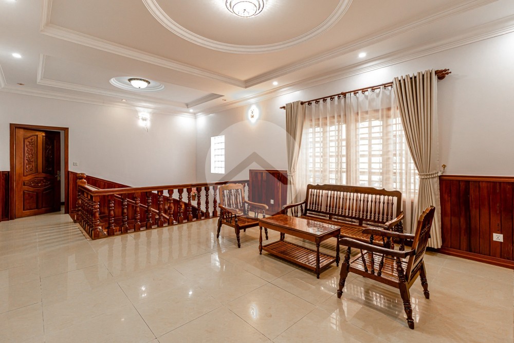 5 Bedroom Villa For Rent - Svay Dangkum, Siem Reap - Image 16