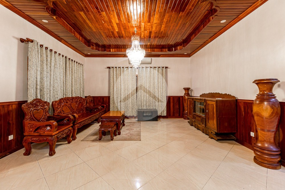 5 Bedroom Villa For Rent - Svay Dangkum, Siem Reap - Image 4