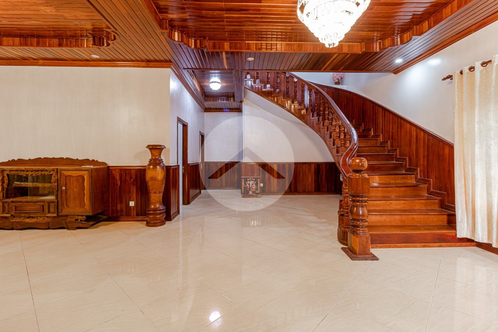5 Bedroom Villa For Rent - Svay Dangkum, Siem Reap - Image 7