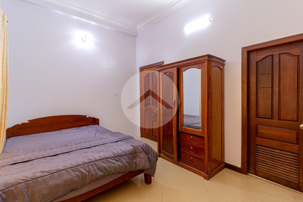 5 Bedroom Villa For Rent - Svay Dangkum, Siem Reap - Image 30