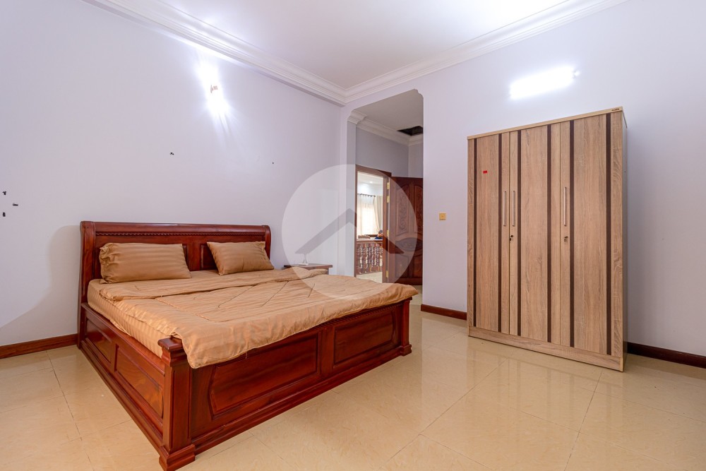5 Bedroom Villa For Rent - Svay Dangkum, Siem Reap - Image 27