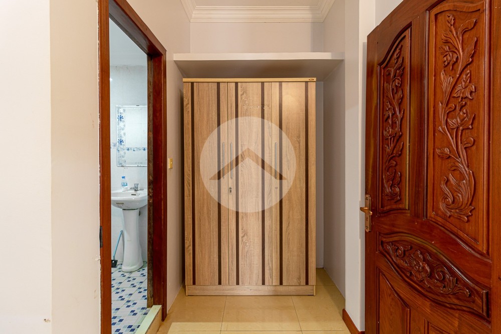 5 Bedroom Villa For Rent - Svay Dangkum, Siem Reap - Image 22