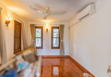 4 Bedroom Villa For Rent - Sen Sok, Phnom Penh thumbnail