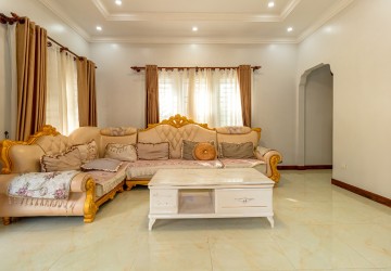 2 Bedroom Apartment For Rent - Svay Dangkum, Siem Reap thumbnail