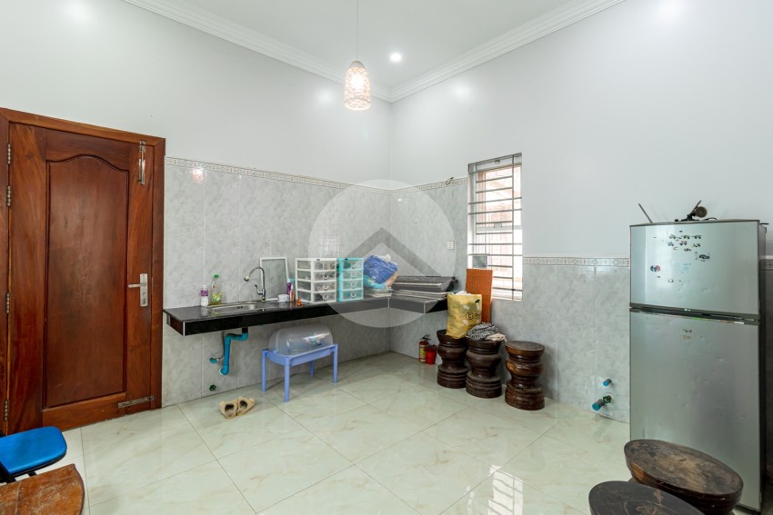 2 Bedroom Apartment For Rent - Svay Dangkum, Siem Reap