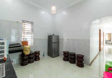 2 Bedroom Apartment For Rent - Svay Dangkum, Siem Reap thumbnail