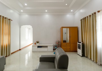 2 Bedroom Apartment For Rent - Svay Dangkum, Siem Reap thumbnail