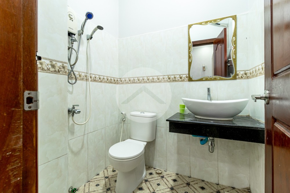 4 Bedroom Villa For Rent - Svay Dangkum, Siem Reap - Image 24