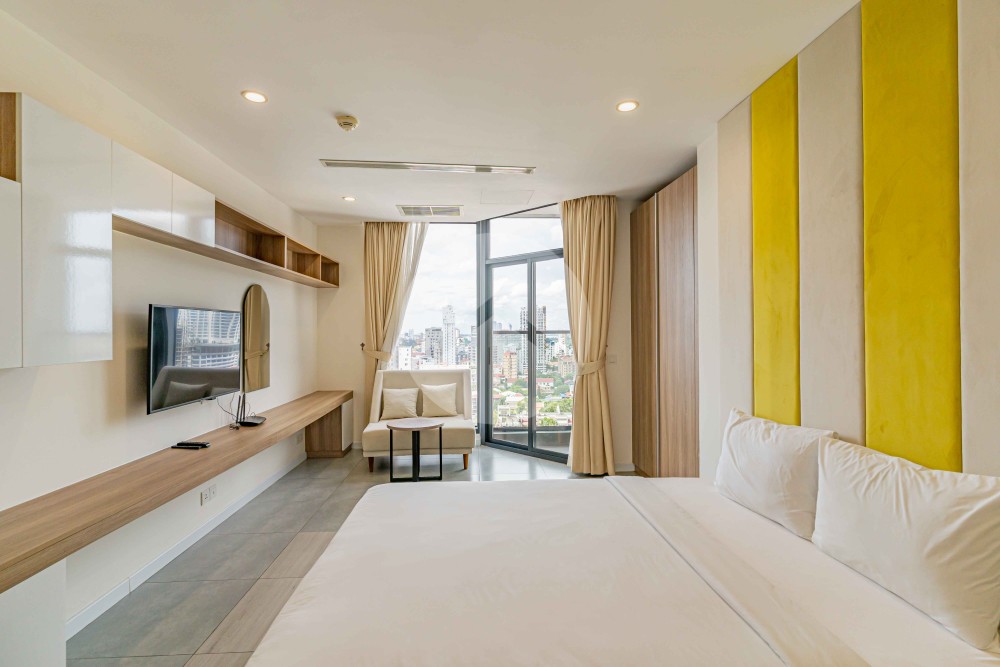 39 Sqm Studio Condo For Rent - The Penthouse, Tonle Bassac, Phnom Penh
