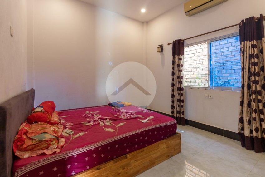 4 Bedroom House For Sale - Svay Dangkum, Siem Reap