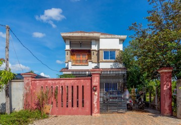 4 Bedroom House For Sale - Svay Dangkum, Siem Reap thumbnail