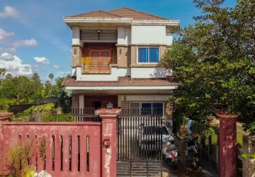 4 Bedroom House For Sale - Svay Dangkum, Siem Reap thumbnail