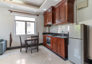 1 Bedroom Serviced Apartment For Rent - Toul Tom Poung 1, Phnom Penh thumbnail