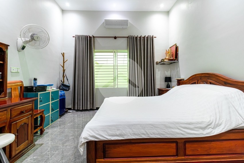 2 Bedroom Villa For Rent - Kandaek, Siem Reap