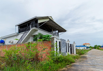 2 Bedroom House For Rent - Kandaek, Siem Reap thumbnail