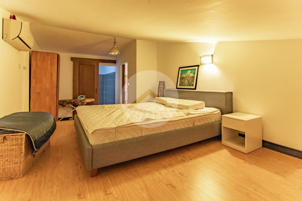 Renovated Duplex 2 Bedroom Apartment For Rent - Phsar Chas, Phnom Penh - Image 14