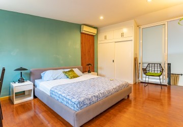 Renovated Loft Apartment For Rent - Phsar Chas, Phnom Penh thumbnail